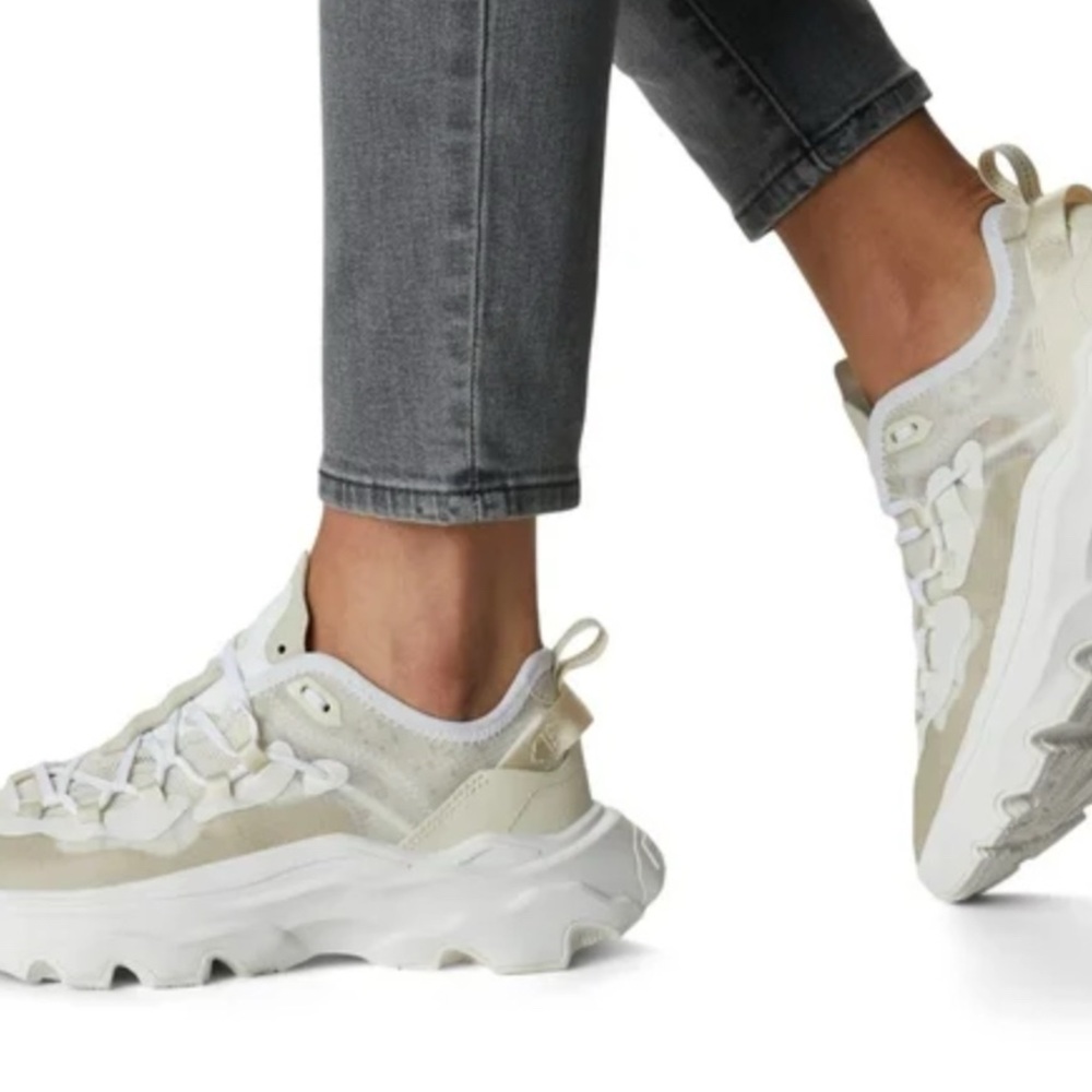 Sorel Women's White and Tan Sneakers New No Tags